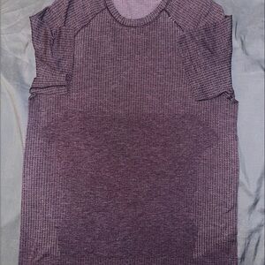 lululemon athletica Purple Short Sleeve Tee size S